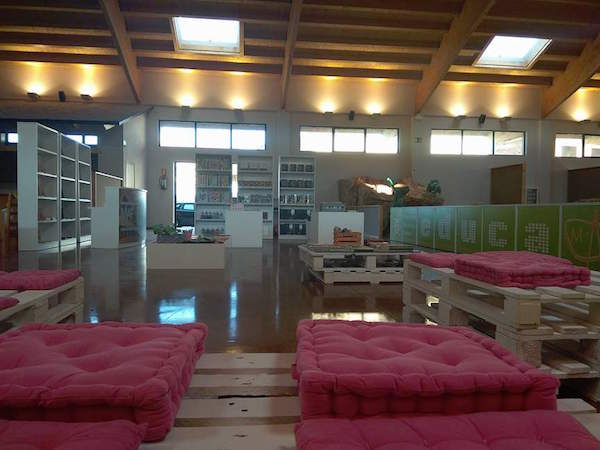 Feria de arte contemporáneo en el Museo Arqueológico de Cacabelos Feria de arte contemporáneo en el Museo Arqueológico de Cacabelos